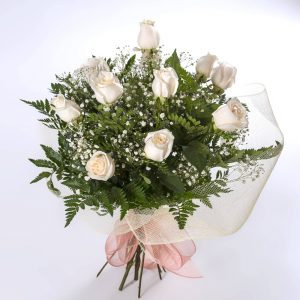 Ramo de 12 rosas blancas